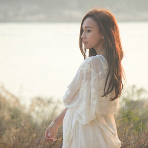 成人免费三级片
